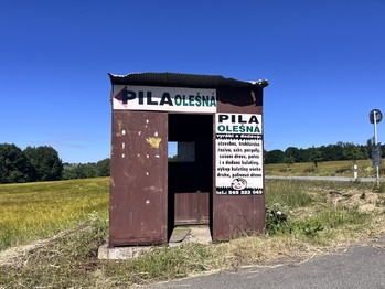 Pronájem výrobních prostor 1100 m², Olešná