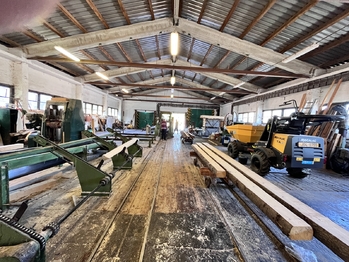 Pronájem výrobních prostor 1100 m², Olešná
