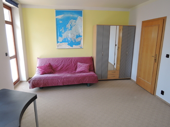 Pronájem domu 280 m², Beroun