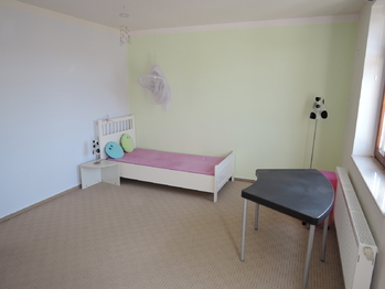 Pronájem domu 280 m², Beroun