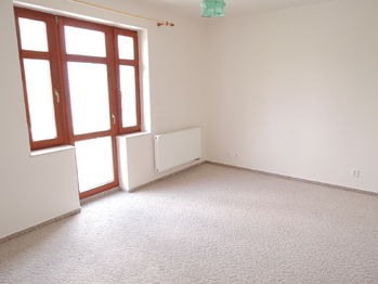 Pronájem domu 280 m², Beroun