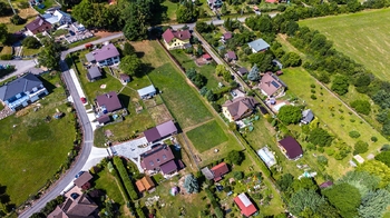 Prodej pozemku 908 m², Jince