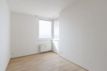 Pronájem bytu 2+kk v osobním vlastnictví 48 m², Praha 8 - Troja
