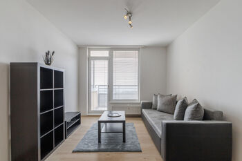 Pronájem bytu 2+kk v osobním vlastnictví 48 m², Praha 8 - Troja