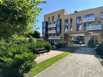 Pronájem bytu 2+kk v osobním vlastnictví 66 m², Praha 4 - Michle