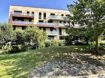 Pronájem bytu 2+kk v osobním vlastnictví 66 m², Praha 4 - Michle