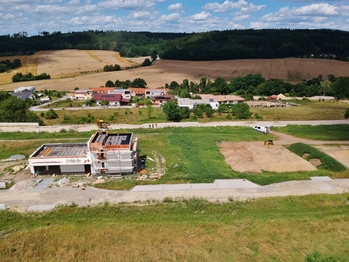 Prodej pozemku 920 m², Hluboká nad Vltavou