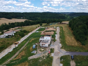 Prodej pozemku 884 m², Hluboká nad Vltavou