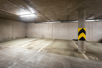 garáž 33 - Prodej bytu 2+kk v osobním vlastnictví 56 m², Praha 9 - Vysočany