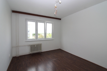 pokoj 14 m2 - Pronájem bytu 3+1 v osobním vlastnictví 74 m², Praha 10 - Záběhlice