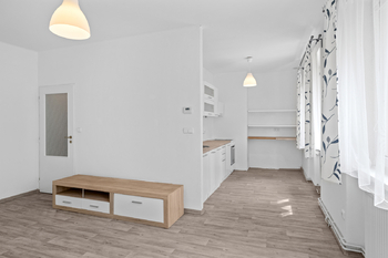 Prodej bytu 2+1 v družstevním vlastnictví 49 m², Libochovice