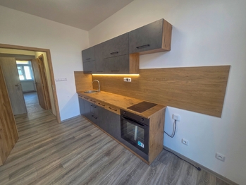 kuchyně - Pronájem bytu 1+1 v osobním vlastnictví 36 m², České Budějovice