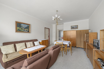 Prodej bytu 2+1 v osobním vlastnictví 70 m², Hradec Králové