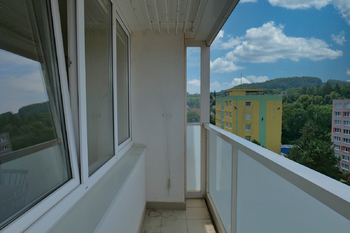 Lodžie - Prodej bytu 3+1 v osobním vlastnictví 62 m², Sázava