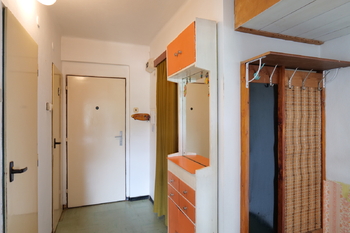 Předsíň - Prodej bytu 3+1 v osobním vlastnictví 62 m², Sázava