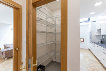 Komora - Pronájem bytu 4+kk v osobním vlastnictví 188 m², Praha 5 - Smíchov