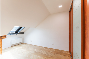 Ložnice II - Pronájem bytu 4+kk v osobním vlastnictví 188 m², Praha 5 - Smíchov