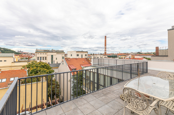 Terasa - Pronájem bytu 4+kk v osobním vlastnictví 188 m², Praha 5 - Smíchov