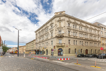 Dům - Pronájem bytu 4+kk v osobním vlastnictví 188 m², Praha 5 - Smíchov