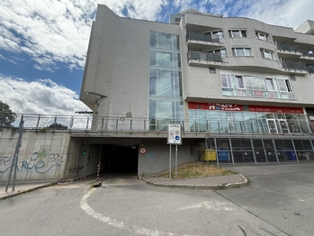 Prodej garážového stání, Praha 5 - Stodůlky