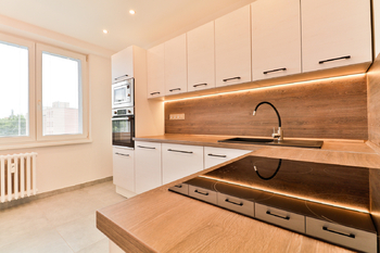 +420 739 604 767 I www.vaclavadamcik.cz I vaclav.adamcik@re-max.cz I prodej bytu Nový Jičín - Prodej bytu 3+1 v osobním vlastnictví 72 m², Nový Jičín