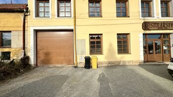 Pronájem skladovacích prostor 240 m², Černá Hora