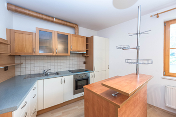 Pronájem bytu 3+kk v osobním vlastnictví 70 m², Praha 6 - Břevnov