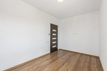 Pronájem bytu 4+kk v osobním vlastnictví 90 m², Horoměřice