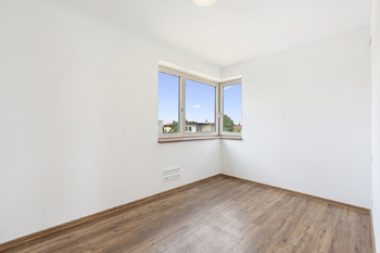 Pronájem bytu 4+kk v osobním vlastnictví 90 m², Horoměřice