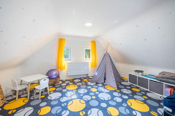Prodej domu 158 m², Měcholupy