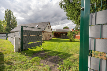 Prodej domu 158 m², Měcholupy