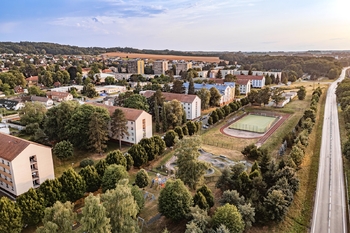 Přilehlé okolí  - Prodej bytu 3+kk v osobním vlastnictví 81 m², Chvaletice