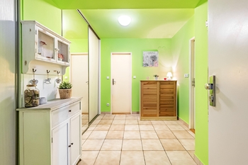 předsín  - Prodej bytu 3+kk v osobním vlastnictví 81 m², Chvaletice