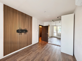 Pronájem bytu 3+kk v družstevním vlastnictví 68 m², Praha 4 - Háje