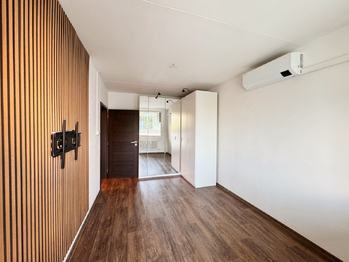 Pronájem bytu 3+kk v družstevním vlastnictví 68 m², Praha 4 - Háje