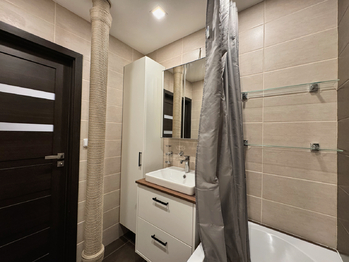 Pronájem bytu 3+kk v družstevním vlastnictví 68 m², Praha 4 - Háje