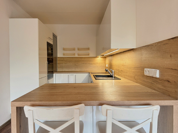 Pronájem bytu 3+kk v družstevním vlastnictví 68 m², Praha 4 - Háje