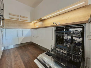 Pronájem bytu 3+kk v družstevním vlastnictví 68 m², Praha 4 - Háje