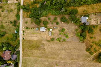 Prodej pozemku 1904 m², Omice