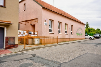 Prodej pozemku 1904 m², Omice
