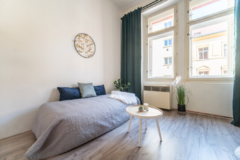 Pronájem bytu 3+kk v družstevním vlastnictví 75 m², Praha 8 - Libeň