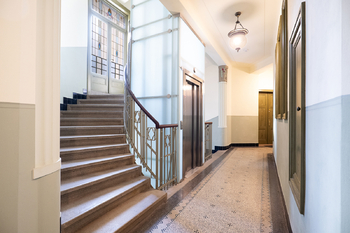 Prodej bytu 2+1 v osobním vlastnictví 58 m², Praha 1 - Staré Město