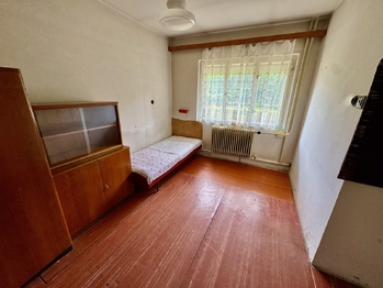 Pokoj/ložnice - Prodej domu 201 m², Číčovice