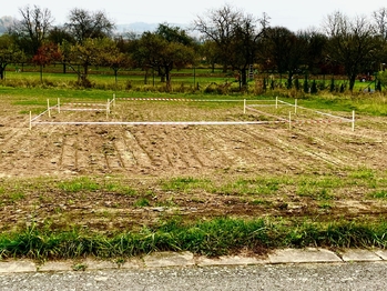 Prodej pozemku 577 m², Lazníky