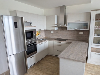 Prodej bytu 3+kk v osobním vlastnictví 80 m², Velké Meziříčí