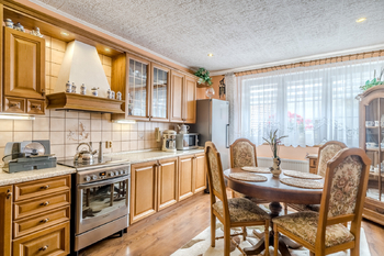 Prodej domu 235 m², Chomutov