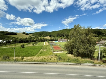 Výhled z bytu 2 - Prodej bytu 2+1 v osobním vlastnictví 59 m², Návojná