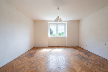 Ložnice - Prodej bytu 2+1 v osobním vlastnictví 59 m², Návojná