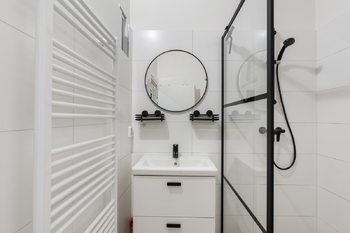 Prodej bytu 2+kk v osobním vlastnictví 47 m², Praha 7 - Holešovice