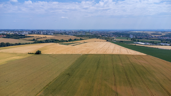 Prodej pozemku 11746 m², Praha 5 - Třebonice